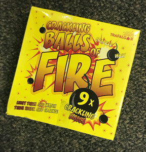 Absolute Sparklers : CRACKLING BALLS OF FIRE
